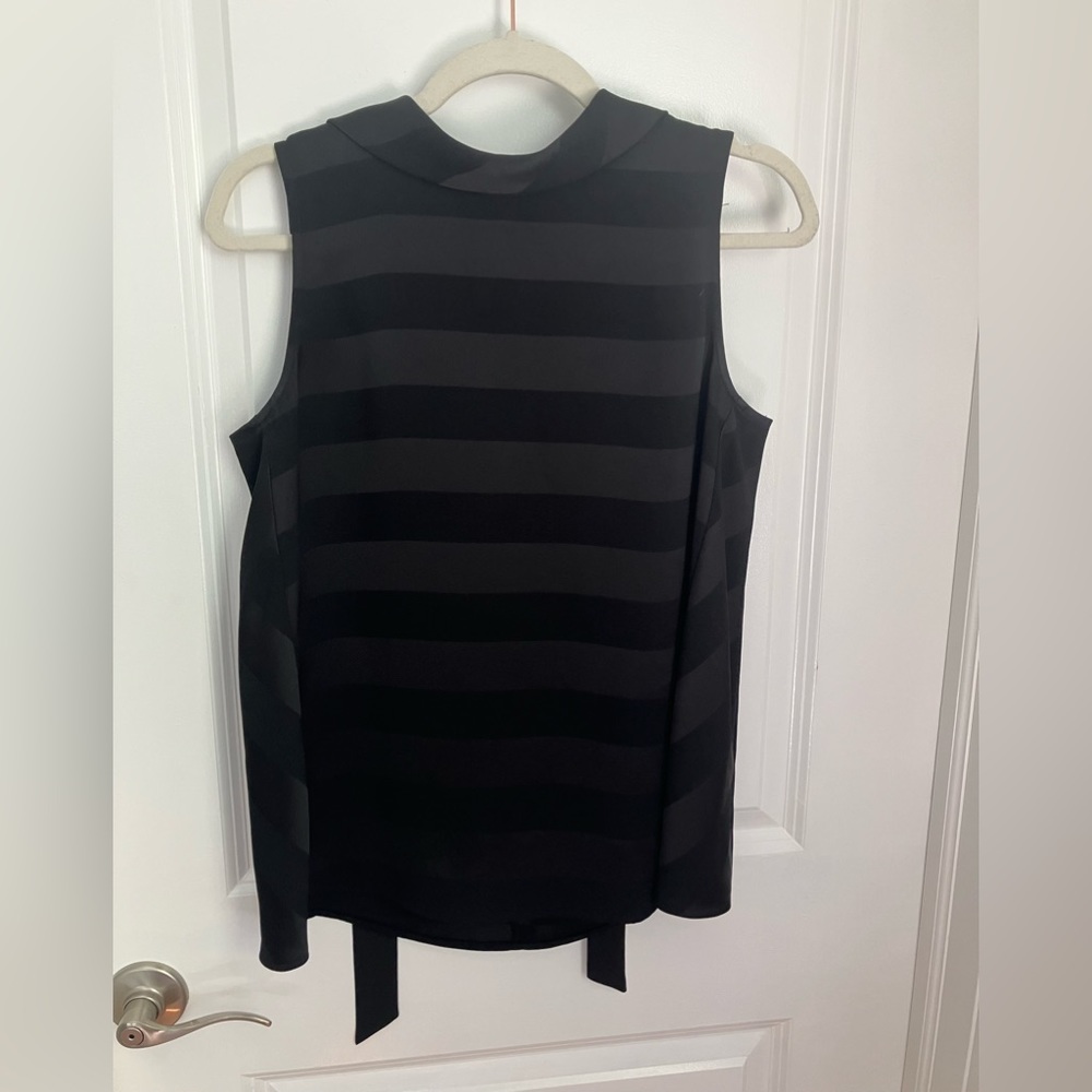 Vince Camuto Sleevless Blouse